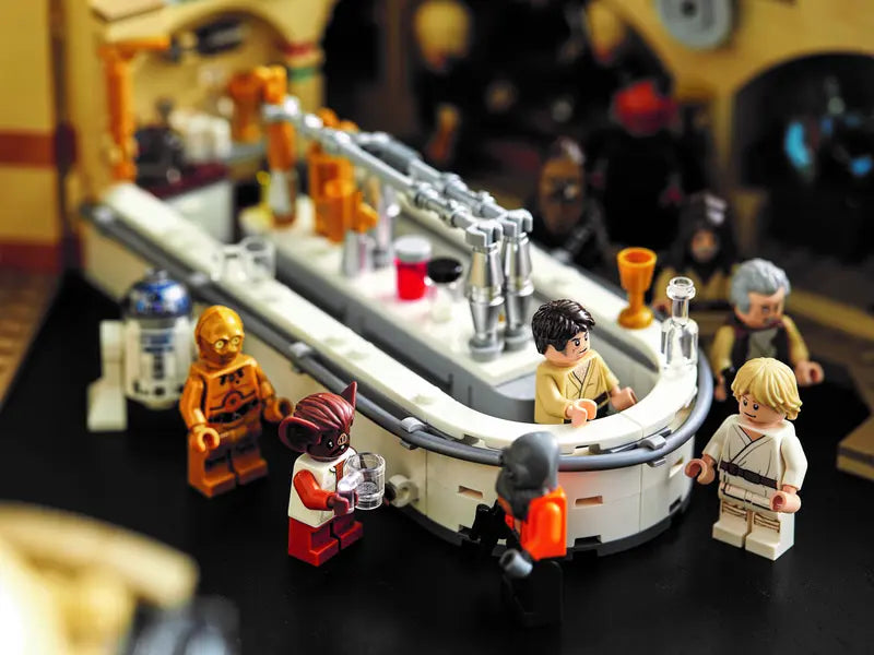 Desert Outpost Cantina - 75290