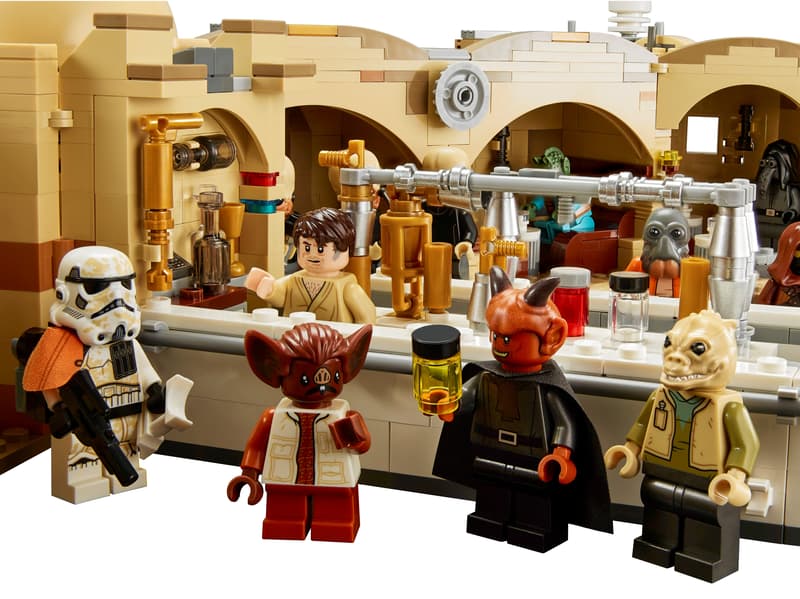 Desert Outpost Cantina - 75290