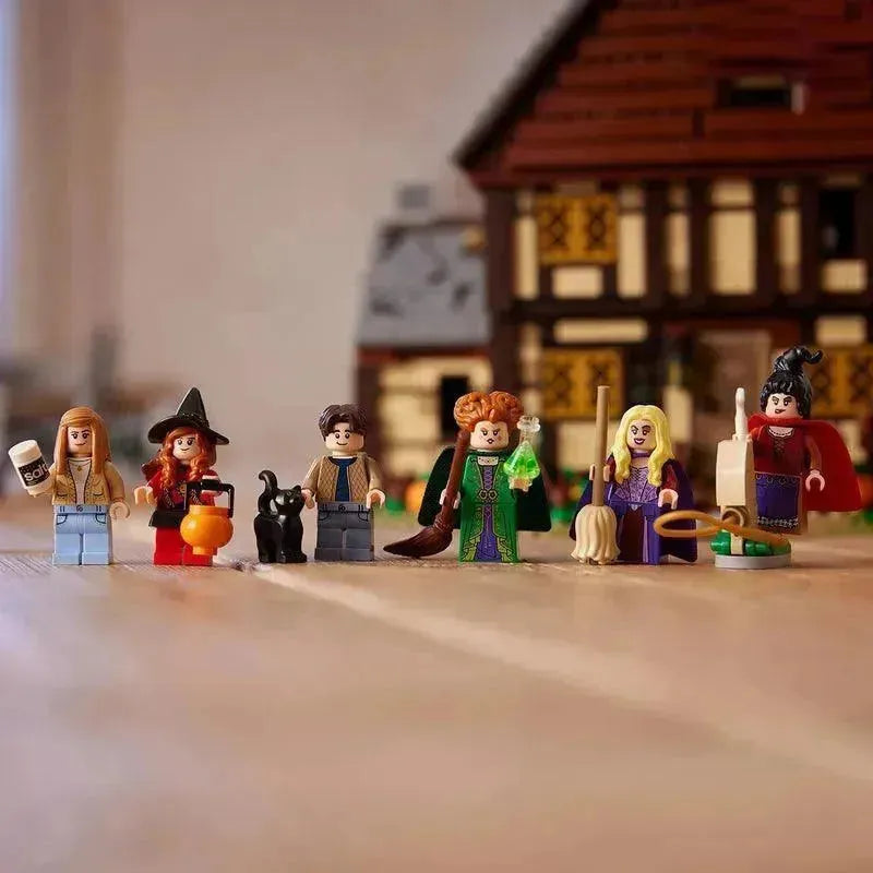 Witches' Cottage Halloween Set - 21341